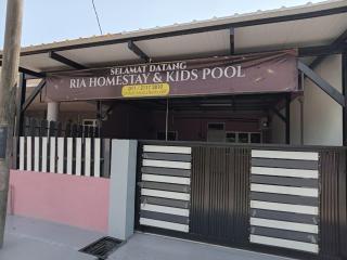 Ria Homestay & kolam - 6