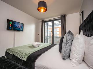 Amazing New Arcadian Centre - 1BDR - Balcony & Parking - Birmingham - 2