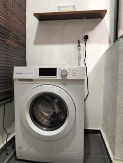 MH Homestay 3R2B Condo very near to KLCC, Free Wi-Fi, Netflix & Parking - 2