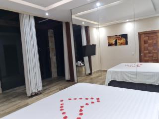 Chalé/Loft com hidromassagem defronte Lagoa na Serra do Cipó - Jaboticatubas - 3