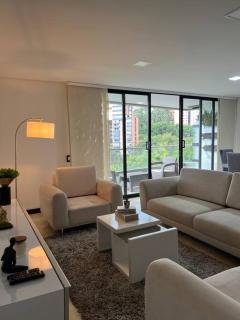 401 Luxury apartment in hearth of El Poblado + View! - Medellín - 0