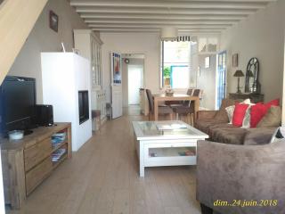 Maison rénovée près de la plage avec jardinet et wifi - FR-1-485-4 - Les Sables-dʼOlonne - 0