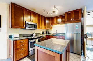 Kauhale Makai Penthouse 607 - Kihei - 4