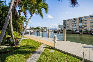 Marble House in Lauderdale Harbours - Fort Lauderdale - 7