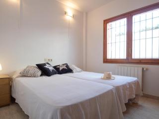 Casa Familiar con Piscina Privada, A/C, Wifi y Cerca de Playa y Comercios - ES-325-21 - Torroella de Montgrí - 2