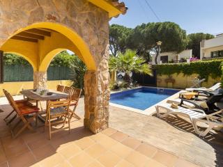 L'Escala: Casa con Piscina Privada a 600m de Playa - ES-325-30 - 6