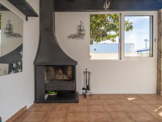 Casa con Piscina Privada, 3 Habitaciones, Cerca de la Playa en Torroella de Montgrí - ES-325-40 - 7