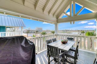 Commodore’s Hideout - Port Aransas - 9