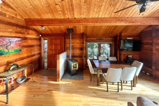 Hammersley Beach Cabin - 5