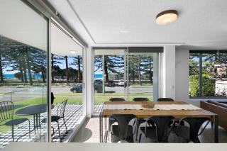 3 Bedroom Ocean Views at Teenamara - Gold Coast - 9