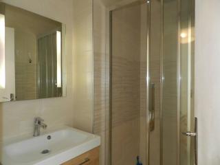 Appartement climatisé, terrasse, parking privé, à 150m de la plage - Bormes-les-Mimosas - FR-1-251-759 - 2