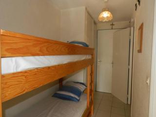 Appartement T2 avec Cabine, Piscine, Parking Privé - Proche Plage et Commerces, Le Lavandou - FR-1-251-774 - 5