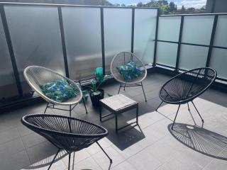 2Bedroom Tranquil Townhouse CLOSE TO CITY & AIRPORT - 1