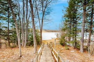 Shoreline Serenade - Belmont - 8