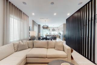 Zen Vibes on Esperanza St. - 5