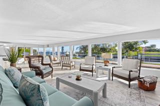 Life on the Harbor - Punta Gorda - 8