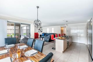 Oakdean Resort- Pool, Spa, Beach, Sleep 10 - 8