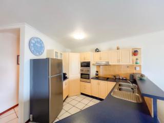 La Riviera One - Coastal Lifestyle - Three Bedroom - South Mission Beach - 6
