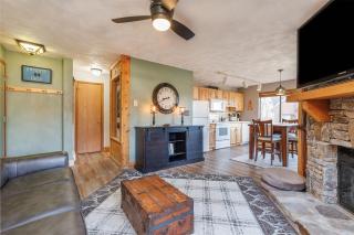 Swiss Mountain 1 Bedroom - Premier Unit with Patio - 5