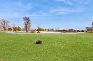 Blue Line Resort (All 3 Cabins) - Carbondale - 5