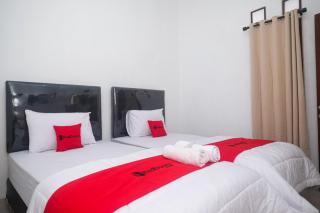 RedDoorz near INSTIPER Yogyakarta - Seturan - 3