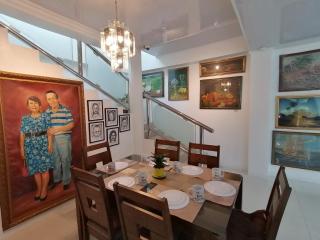 Sillero Painting Gallery and Hostel - Dumaguete - 2