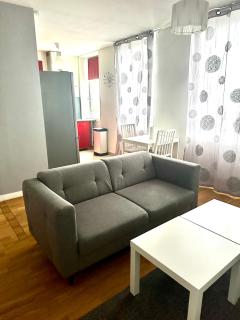 Appartement Entier Montespan - Parking Privé - Évry-les-Châteaux - 0