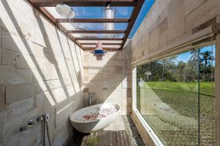 Asvara Villa Ubud by Ini Vie Hospitality - Ubud - 6