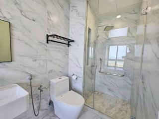 SerenityStay•Seaview•OwnBathtub.ImperioResidence - Malakka - 2