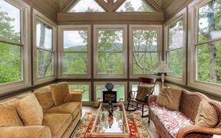 Lake Escape - Lounge with Scenic Lake Views - Dawsonville - 0