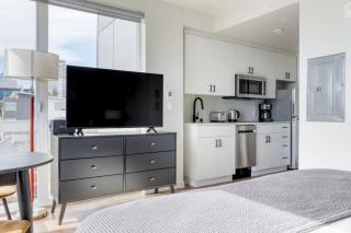 Blueground Capitol Hill patio wd walkable SEA-728 - 4