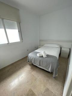 A 5 min Estación de Tren- Patio-Parking y Playa - Málaga - 3