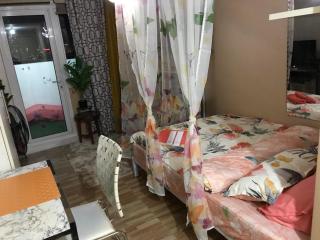 Condo with Patio at Makati SM Jazz offers Netflix - Manila - 3