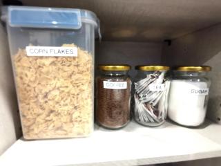 Stylish Private Guest House Ensuite -Private Bathroom & Spacious Private Lounge - 2