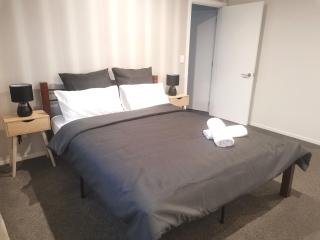 Stylish Private Guest House Ensuite Only - Rolleston - 5