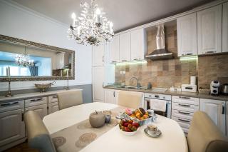 Apartment Antique Theatre - Stara Sagora - 0