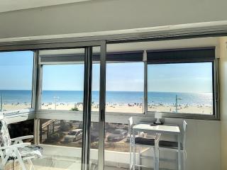 Appartement en bord de mer avec loggia, parking et Wi-Fi - FR-1-652-1 - 2