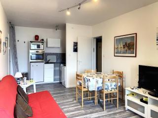 Appartement Familial Proche Plage et Forêt avec Parking Privé - FR-1-652-4 - 1