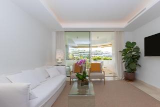 Lujoso Apartamento con piscina en Paseo Maritimo Marbella - Marbella - 7