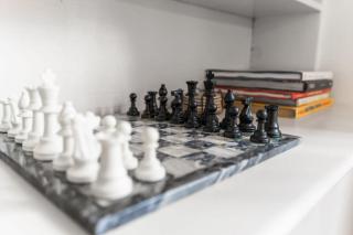 Federal on Exeter Circa 1805 Sleeps 8 - 8