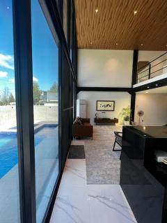 Casa Serene Tagaytay (Pool, Deluxe, Relaxing Stay) - Tagaytay - 1