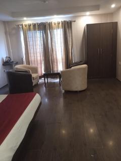 Hotel Himshri Mall Road By Ovata - Mussoorie - 4