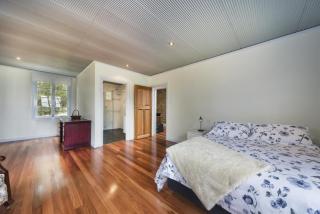 1860 Wine Country Cottages - 4