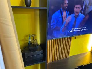 Laugh and Lounge 2 Bedroom Luxury Condo Air residence Makati - Manila - 2