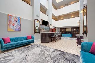 The Roslyn, Tapestry Collection by Hilton - Roslyn - 6