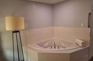 Travelodge by Wyndham Indianapolis Speedway - Indianápolis - 1