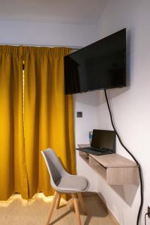SkyHigh Haven - Kalamata - 1
