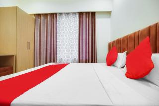 Hotel O Dhruva Residency - Shāhpur - 4