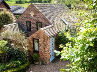 2 Bed in Bewdley CC090 - Bayton - 0