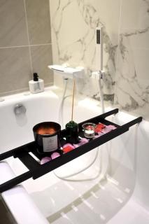Stylish home in Warwick with parking & EV charger - Warwick - 4